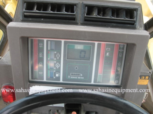 รถตัก  WA200-1 S/N 309XX รถนอก นำเข้า บจก.สหสินอีควิปเม้นท์ โทร.081-5851880, 02-5168100-1