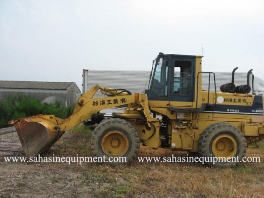 รถตัก  WA200-1 S/N 309XX รถนอก นำเข้า บจก.สหสินอีควิปเม้นท์ โทร.081-5851880, 02-5168100-1