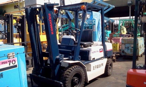 @@ FORKLIFT KOMATSU 2.5TON @@