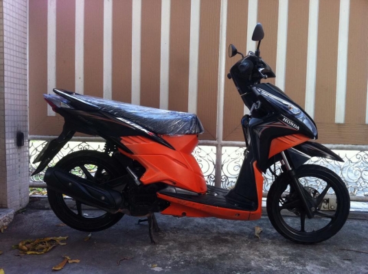 ขออนุญาติขาย Honda CLICK-i ตัว TOP ล้อแม็ก โอนให้ฟรีครับ ขออนุญาติขาย Honda CLICK-i ตัว TOP ล้อแม็ก โอนให้ฟรีครับ