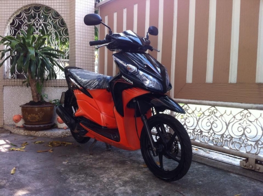 ขออนุญาติขาย Honda CLICK-i ตัว TOP ล้อแม็ก โอนให้ฟรีครับ