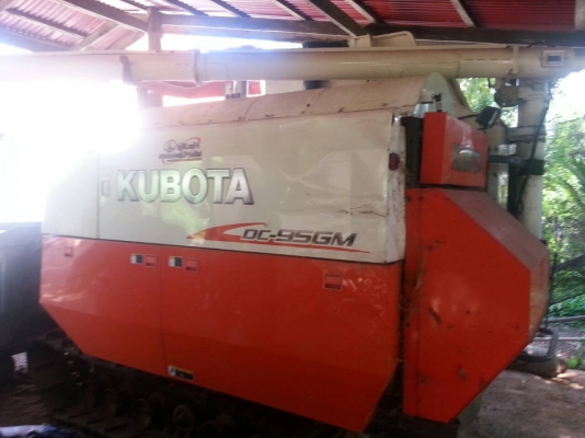 ขายรถเกี่ยวข้าว KUBOTA DC95 พร้อมเทรลเลอร์6ล้อ หัวยาว เครื่อง145แรง สภาพพร้อมใช้งาน เอกสารพร้อมโอน สนใจโทร 090-8588220คุณนะ ID:narong498 หรือ www.truck.in.th/498