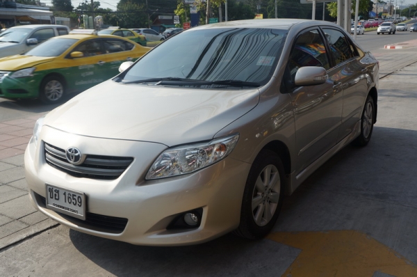 TOYOTA COROLLA ALTIS 1.6 G ปี 2008 ตัว TOP รถสวย ARIBAG คู่หน้า เบรคระบบ ABS ล้อ MAX เบาะหนัง สภาพดี กระจกไฟฟ้า ปรับข้างไฟฟ้า เครื่องเดิมๆวิ่งดีมาก ช่วงล่างแน่น ภายในสภาพสวย สีสวย รถพร้มใช้งาน จัดไฟแนนได้