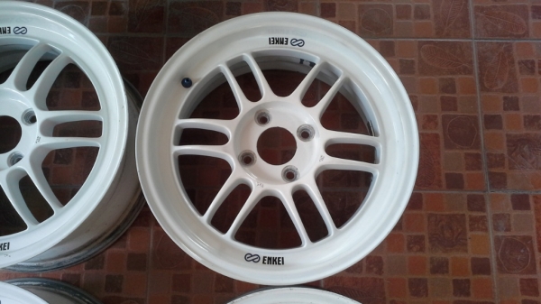 ล้อแท้ Enkei RPF1, 15" ล้อเบา Made in Japan. ล้อแท้ Enkei RPF1, 15" ล้อเบา Made in Japan.