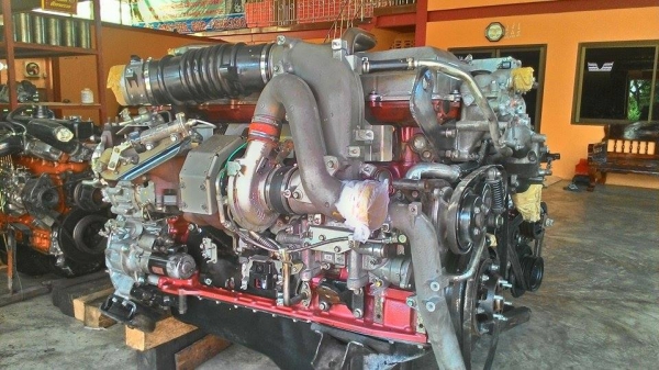 ขายเครื่องยนต์Hino Mega E13C Euro4 series500  430HP พร้อมกล่องควบคุม สายวายด์ คันเร่งครบ