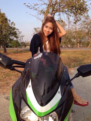 ขาย Ninja ปี 2012 ราคา 8xxxx ครับผม 085-976-6789  0800428391