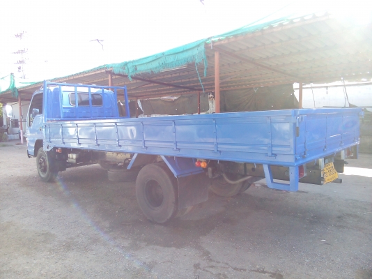 6 ล้อกลาง  ISUZU  *Euro.2*  NQR 140 แรงม้า+Turbo+Inter  *ยาว 5.50 ม.* รถสวยจริง * รถห้างแท้ * มีเล่มพร้อม*  ( ต่อคอกใหม่ให้ )