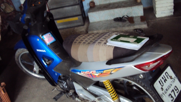 ขายเวฟ100เอส ยูบ๊อกเครื่องดีสีสวยราคาถูกๆภาษี58