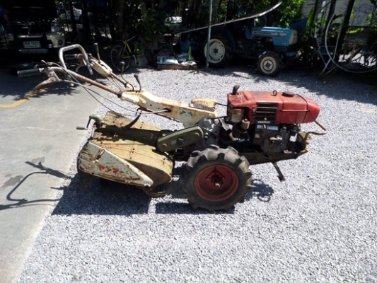 รถตีดินแบบเดินตาม YANMA เครื่องยนต์ดีเซล