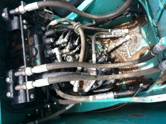 รถแบคโฮ KOBELCO SK - 140 ( รถทำงาน 6,xxx ชม. ) , ( มีขาย 3 คัน. ) สนใจติดต่อ 081 - 6079515 รถแบคโฮ KOBELCO SK - 140 ( รถทำงาน 6,xxx ชม. ) , ( มีขาย 3 คัน. ) สนใจติดต่อ 081 - 6079515