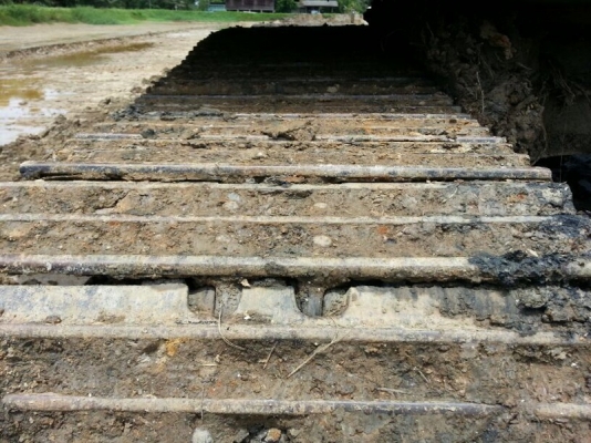 รถแบคโฮ KOBELCO SK - 140 ( รถทำงาน 6,xxx ชม. ) , ( มีขาย 3 คัน. ) สนใจติดต่อ 081 - 6079515 รถแบคโฮ KOBELCO SK - 140 ( รถทำงาน 6,xxx ชม. ) , ( มีขาย 3 คัน. ) สนใจติดต่อ 081 - 6079515