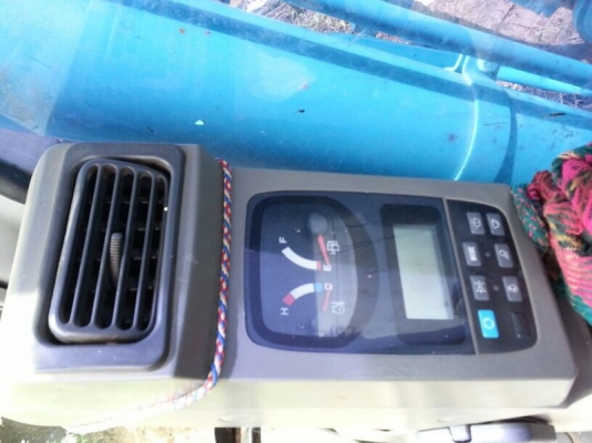 รถแบคโฮ KOBELCO SK200 / YN - 10 ( รถทำงาน 13,xxx ชม. ) , ( มีขาย 3 คัน. ) สนใจติดต่อ 081 - 6079515 รถแบคโฮ KOBELCO SK200 / YN - 10 ( รถทำงาน 13,xxx ชม. ) , ( มีขาย 3 คัน. ) สนใจติดต่อ 081 - 6079515