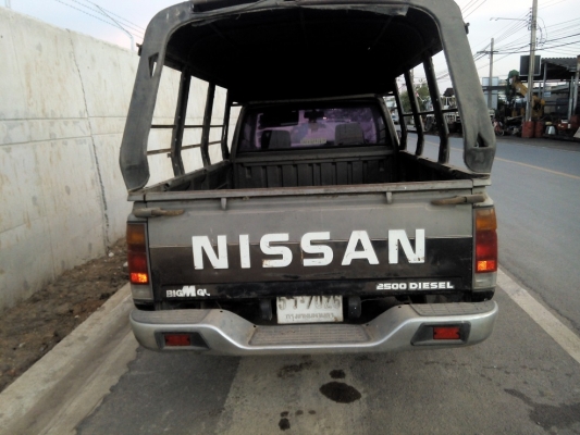 **ขายแล้ว ขอบคุณทุกสายครับ ** ขายกะบะเดิมๆ มือเดียว บางๆๆทั้งคัน เดิมจัด NISSAN BIGM ดีเซลSD25