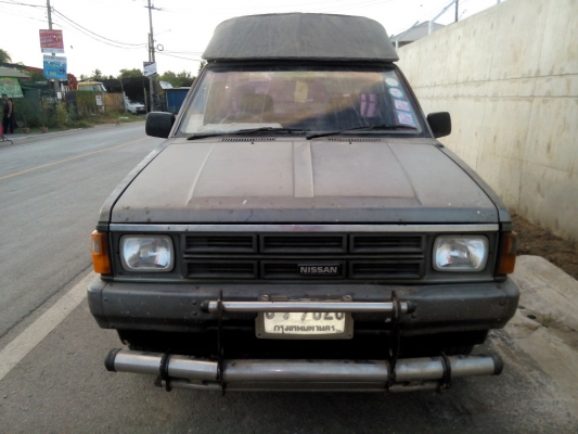 **ขายแล้ว ขอบคุณทุกสายครับ ** ขายกะบะเดิมๆ มือเดียว บางๆๆทั้งคัน เดิมจัด NISSAN BIGM ดีเซลSD25