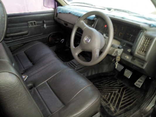 **ขายแล้ว ขอบคุณทุกสายครับ ** ขายกะบะเดิมๆ มือเดียว บางๆๆทั้งคัน เดิมจัด NISSAN BIGM ดีเซลSD25