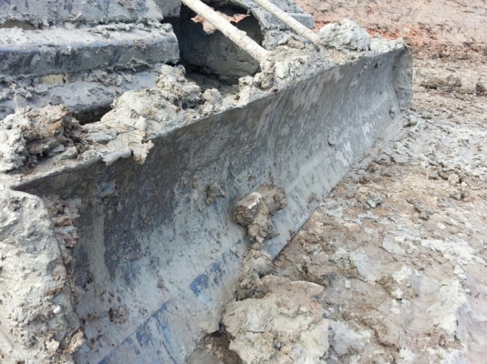 รถไถ CAT  D3B   ( มีขาย 2 คัน. )  สนใจติดต่อ 081 - 6079515