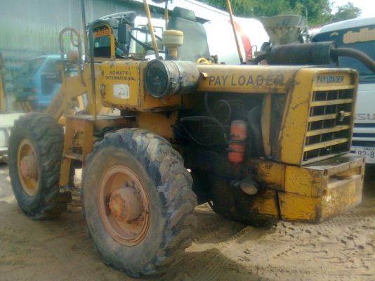 ขายด่วน KOMATSU JH30 รถตักล้อยาง ต่อแขนยาวแล้วพร้อมใช้งานได้เลยครับ ตักขึ้นรถบรรทุกสิบล้อรถพ่วงได้เลย เครื่องแรงดีใช้งานง่ายคล่องตัวสุดๆ เอกสารสัญญาซื้อขาย ราคาต่อรองได้ครับ