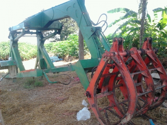 ขายคีบอ้อย KMT สภาพใหม่มาก ถอดออกจาก6600 คีบได้ปีเดียว