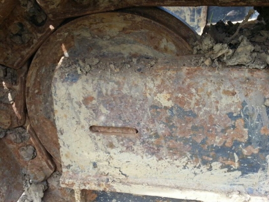 รถแบคโฮ KOBELCO SK - 140 ( รถทำงาน 1,9xx ชม. ) , ( มีขาย 3 คัน. ) สนใจติดต่อ 081 - 6079515 รถแบคโฮ KOBELCO SK - 140 ( รถทำงาน 1,9xx ชม. ) , ( มีขาย 3 คัน. ) สนใจติดต่อ 081 - 6079515