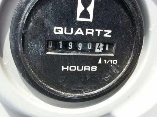 รถแบคโฮ KOBELCO SK - 140 ( รถทำงาน 1,9xx ชม. ) , ( มีขาย 3 คัน. ) สนใจติดต่อ 081 - 6079515 รถแบคโฮ KOBELCO SK - 140 ( รถทำงาน 1,9xx ชม. ) , ( มีขาย 3 คัน. ) สนใจติดต่อ 081 - 6079515