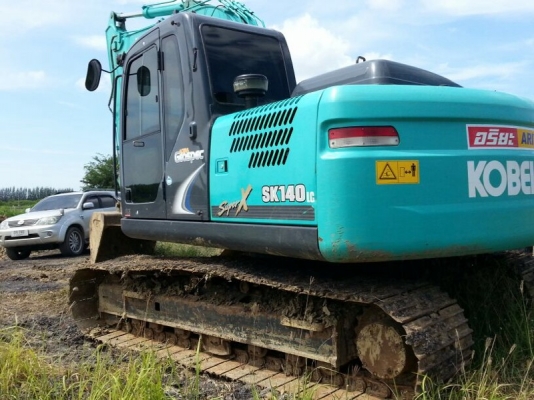 รถแบคโฮ KOBELCO SK - 140 ( รถทำงาน 1,9xx ชม. ) , ( มีขาย 3 คัน. ) สนใจติดต่อ 081 - 6079515 รถแบคโฮ KOBELCO SK - 140 ( รถทำงาน 1,9xx ชม. ) , ( มีขาย 3 คัน. ) สนใจติดต่อ 081 - 6079515