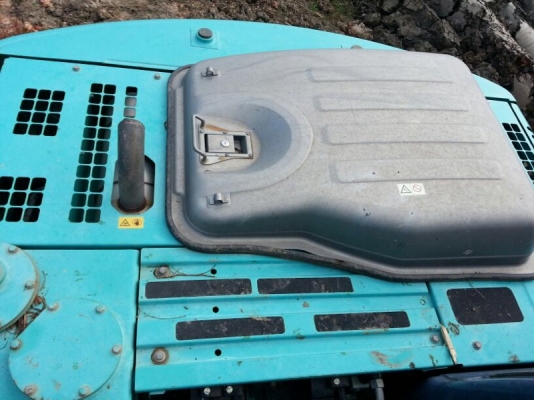 รถแบคโฮ KOBELCO SK - 140 ( รถทำงาน 5,4xx ชม. ) , ( มีขาย 3 คัน. ) สนใจติดต่อ 081 - 6079515 รถแบคโฮ KOBELCO SK - 140 ( รถทำงาน 5,4xx ชม. ) , ( มีขาย 3 คัน. ) สนใจติดต่อ 081 - 6079515