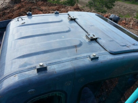 รถแบคโฮ KOBELCO SK - 140 ( รถทำงาน 5,4xx ชม. ) , ( มีขาย 3 คัน. ) สนใจติดต่อ 081 - 6079515 รถแบคโฮ KOBELCO SK - 140 ( รถทำงาน 5,4xx ชม. ) , ( มีขาย 3 คัน. ) สนใจติดต่อ 081 - 6079515