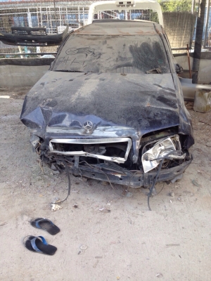 ซากเบนซ์ C 220 ปี 95 สีน้ำเงิน โอนลอย ภาษีไม่ขาด