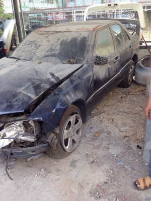 ซากเบนซ์ C 220 ปี 95 สีน้ำเงิน โอนลอย ภาษีไม่ขาด ซากเบนซ์ C 220 ปี 95 สีน้ำเงิน โอนลอย ภาษีไม่ขาด