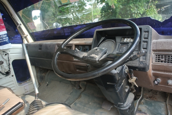 ็HINO FB112   ขายไป จ.สงขลา เรียบร้อยแล้วคะ