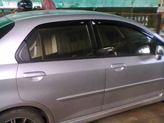 ขายHONDA CITY ปี04 ตัวท๊อป รถผู้หญิงใช้ครับ ขาย190,000บาท มีประกันชั้น1 แถมให้ไปด้วยครับ(เพิ่งทำได้เดือนเดียว)