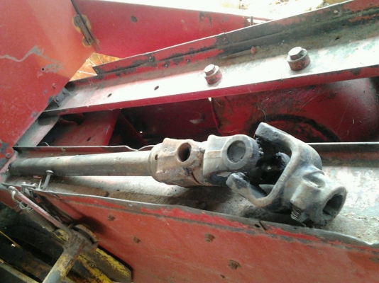 ขายเครื่องอัดฟาง NEW HOLLAND 276