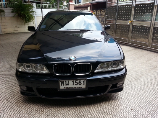 523I E39 ปี 1998 สีดำ สภาพดี สีสวย ติด LPG วิ่งดี เครื่องนิ่ง รถไม่มีปัญหา  รถบ้านใช้เอง