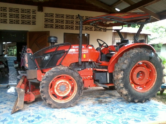 ขายดาวน์รถไถคูโบต้าm7040