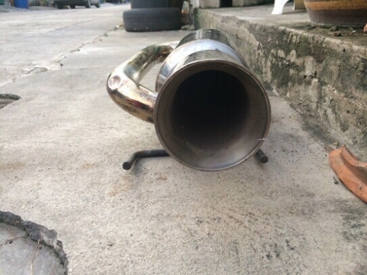 พักปลายไส้วน งานไทยๆ สแตนเลสทั้งใบ ลดราคาขี้เกียจเก็บ 1,500 บาท ไส้แน่นมสภาพเหมือนใหม่จ้า