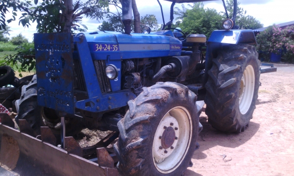 ขายรถไถ FORD 7610s 2เพลา มีเอกสาร