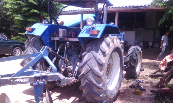 ขายรถไถ FORD 7610s 2เพลา มีเอกสาร