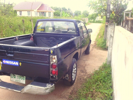 ขายนิสสันบิ๊กเอ็มแคป ปี38 เครื่อง2.5 แอร์เย็น ล้อแมก แมคลายเนอ ภาษีไม่ขาด