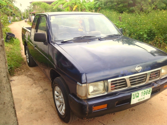 ขายนิสสันบิ๊กเอ็มแคป ปี38 เครื่อง2.5 แอร์เย็น ล้อแมก แมคลายเนอ ภาษีไม่ขาด