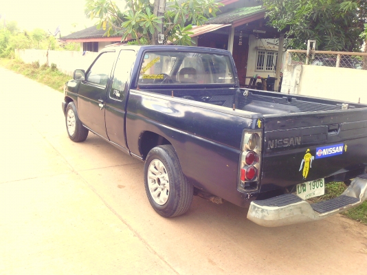 ขายนิสสันบิ๊กเอ็มแคป ปี38 เครื่อง2.5 แอร์เย็น ล้อแมก แมคลายเนอ ภาษีไม่ขาด