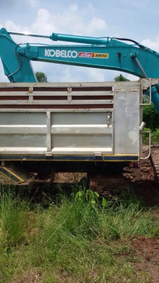 ขายกระบะเหล็กพร้อมชุดดัมพ์ ยกลงจาก mitsubishi turbo