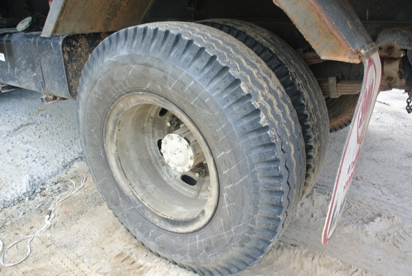 HINO  มือหนึ่งออกห้าง สวยสดๆค่ะ  ยอดจัดไฟแนนซ์ได้ 1,200,000  บาท