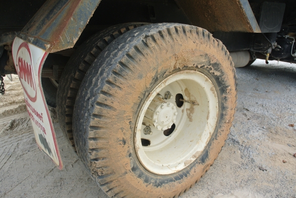 HINO  มือหนึ่งออกห้าง สวยสดๆค่ะ  ยอดจัดไฟแนนซ์ได้ 1,200,000  บาท