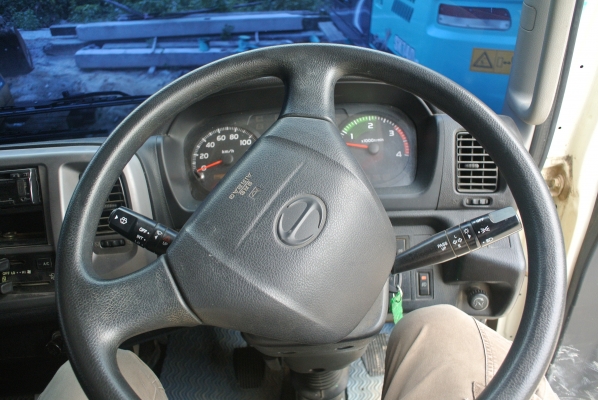 HINO  มือหนึ่งออกห้าง สวยสดๆค่ะ  ยอดจัดไฟแนนซ์ได้ 1,200,000  บาท