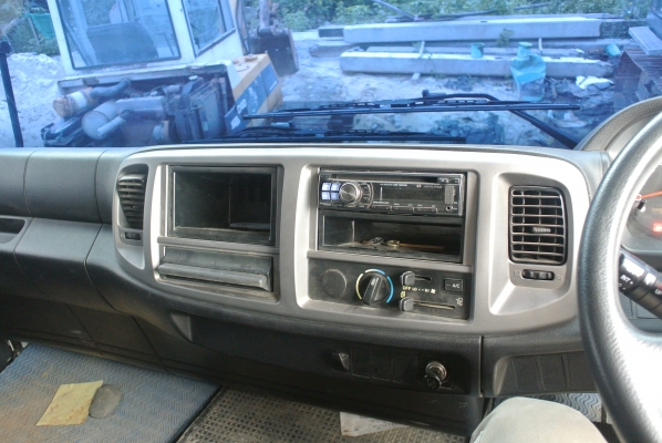 HINO  มือหนึ่งออกห้าง สวยสดๆค่ะ  ยอดจัดไฟแนนซ์ได้ 1,200,000  บาท