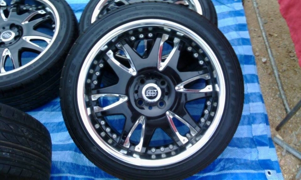 ขายเเม๊กพร้อมยาง 205/45/17 ยางปี 2012