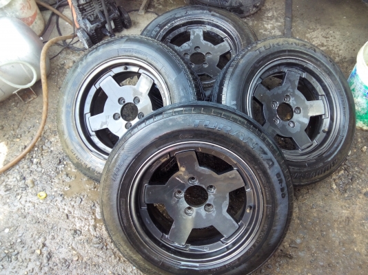 ขายล้อแม็็กเอ็นไกขอบ15" อ๊อฟยื่นๆ 5รู114.3 มี4วง