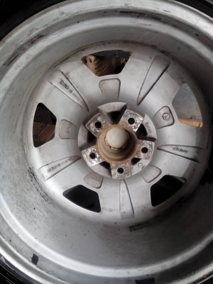 ขายเเม๊ก 18 เเถมยาง หน้า8 หลัง 9 นิ้ว ขายเเม๊ก 18 เเถมยาง หน้า8 หลัง 9 นิ้ว