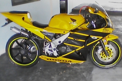 รับสั้งประกอบ รถบึ๊กไบค์ ตระกลู400ccทะเบียนแท้ ดัดแปลงแฟริ่ง ให้เหมือนตัว1000cc หรือสนาม