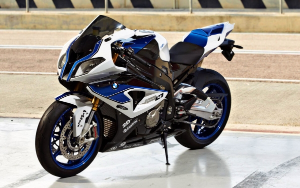 รับสั้งประกอบ รถบึ๊กไบค์ ตระกลู400ccทะเบียนแท้ ดัดแปลงแฟริ่ง ให้เหมือนตัว1000cc หรือสนาม